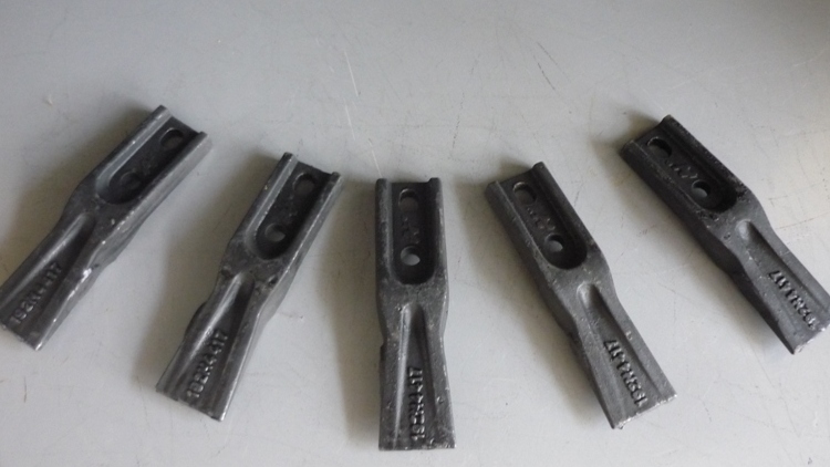 Csavaros_munkagep_korom_vetites (2).JPG